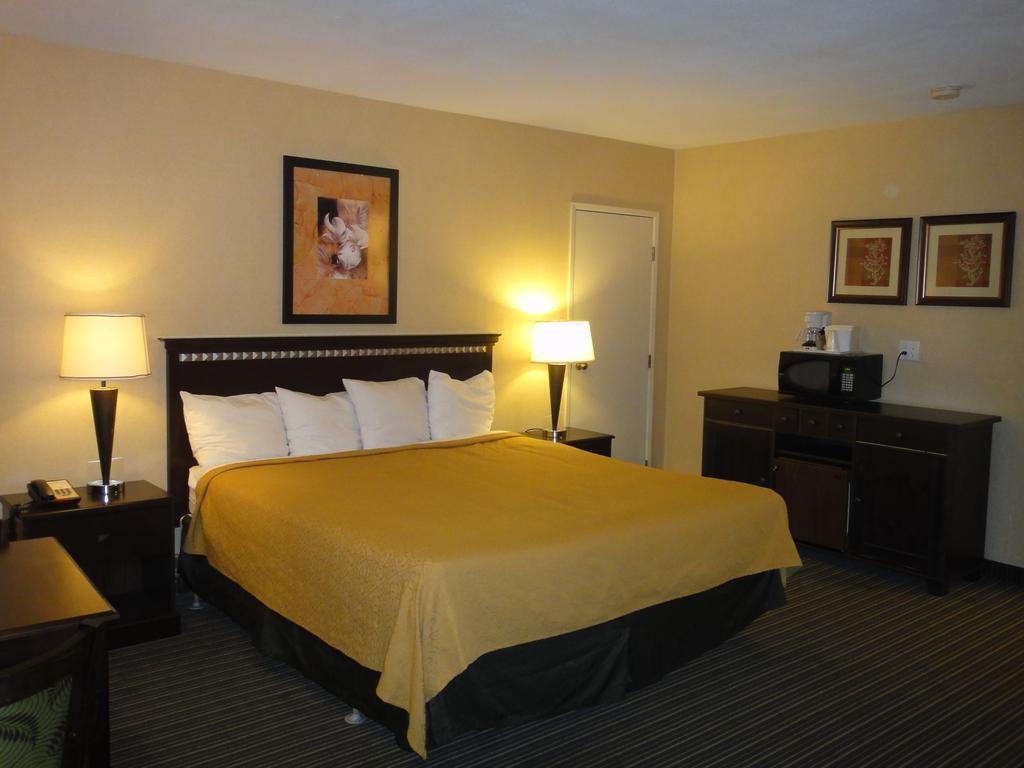 Motel 6 Vallejo, Ca - Napa Valley Eksteriør billede