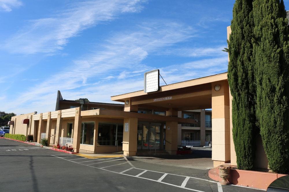 Motel 6 Vallejo, Ca - Napa Valley Eksteriør billede